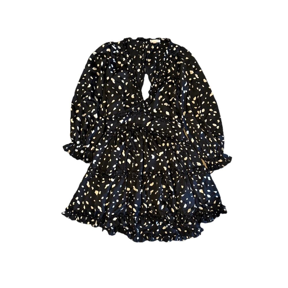 Luxxel Black White Ruffled Mini Dress sz M Back Cutout Short A Line Long Sleeve